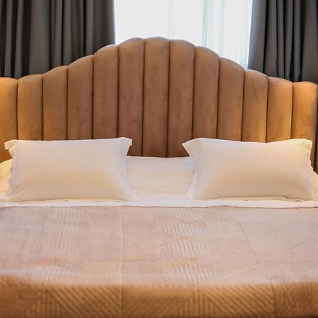 Sky View Hotel Korça Kültér fotó