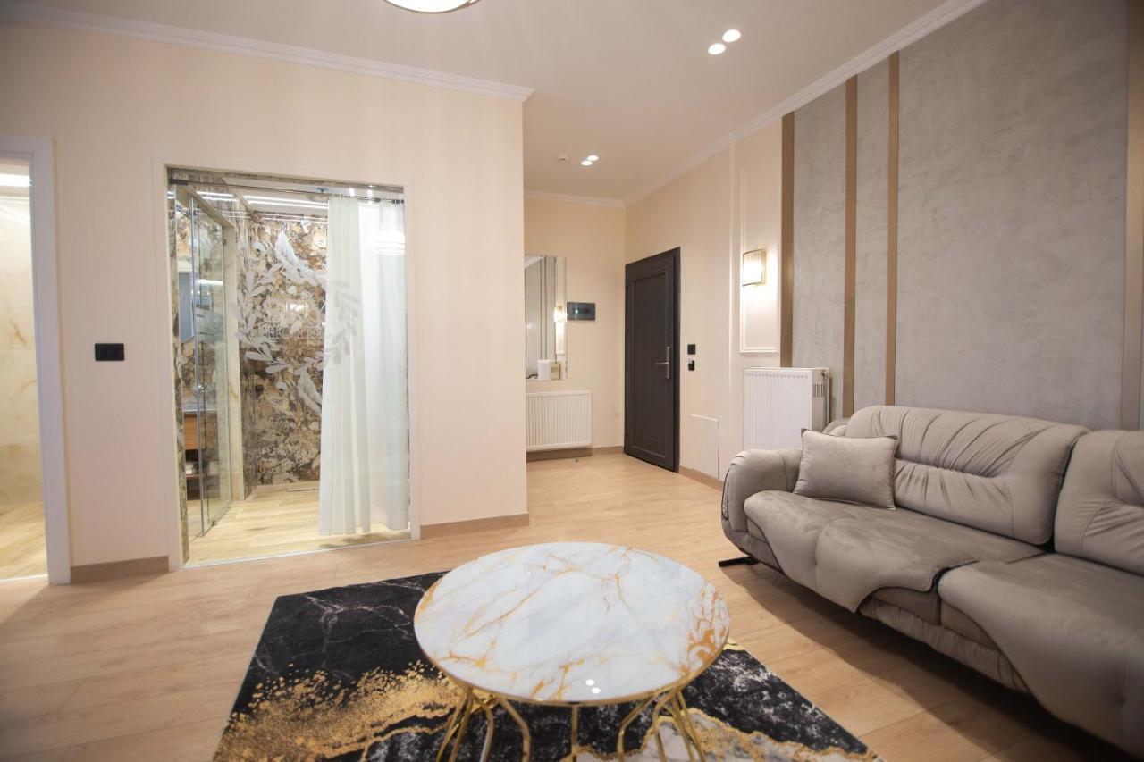 Sky View Hotel Korça Kültér fotó
