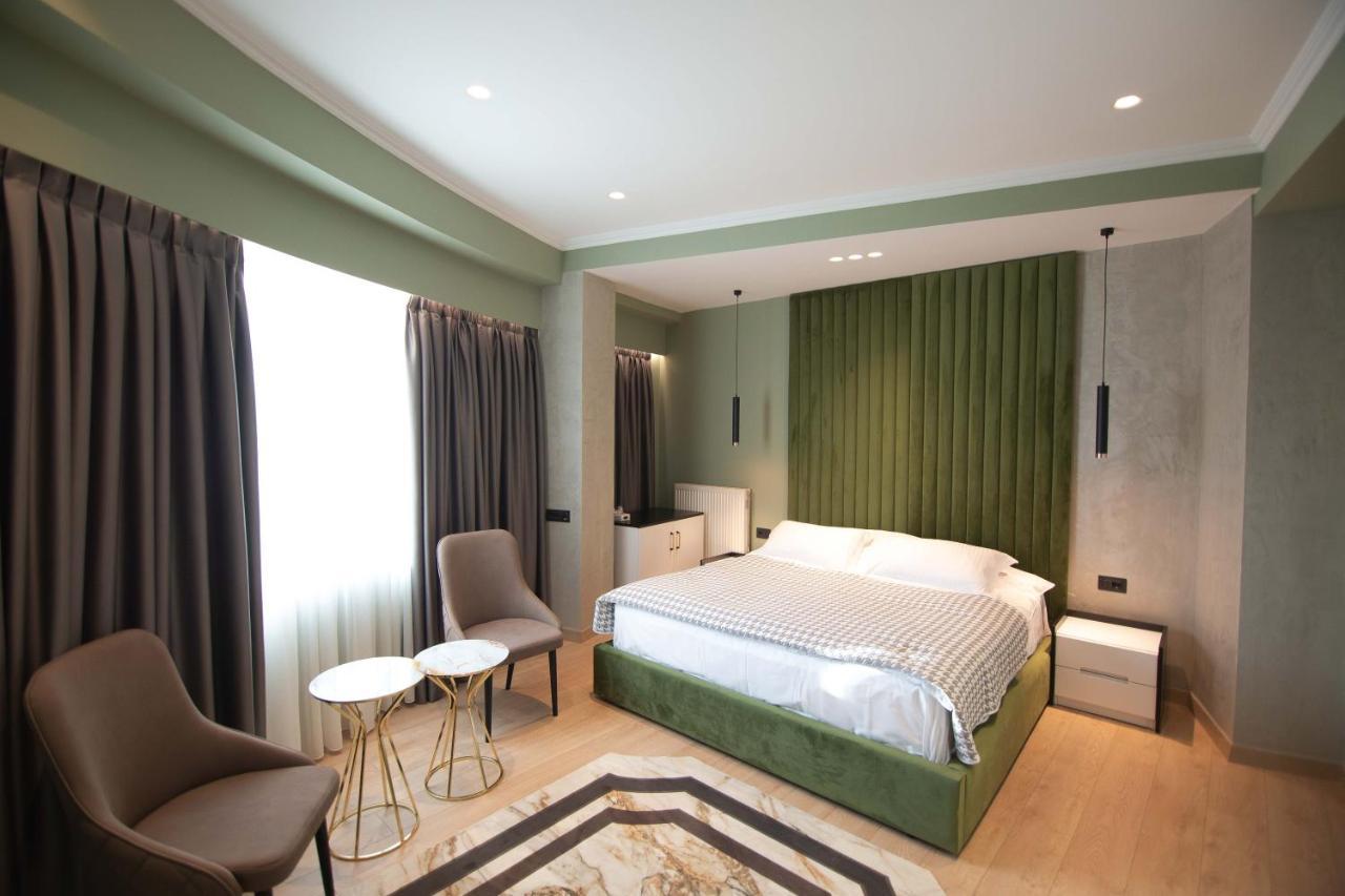Sky View Hotel Korça Kültér fotó