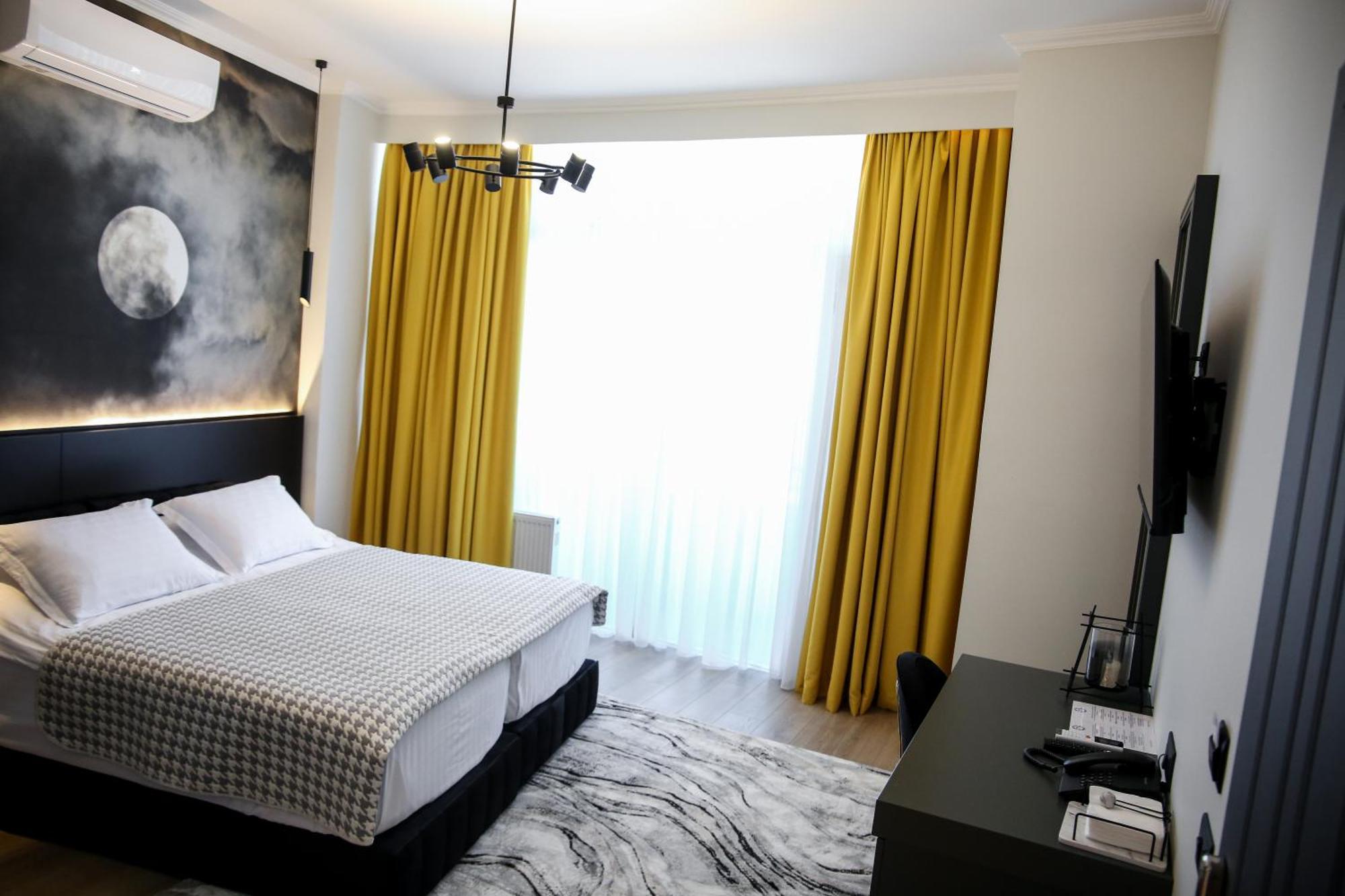 Sky View Hotel Korça Kültér fotó